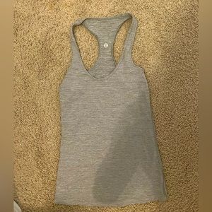 grey lulu lemon tank top!
